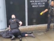 Mai mulţi oameni înjunghiaţi în cel mai mare mall din Manchester, Marea Britanie