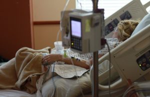 Gestul șocant făcut de un bărbat! Și-a lăsat soția să moară în chinuri groaznice, în timp ce se uita la televizor