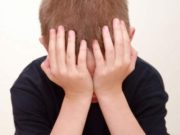 Copil bătut cu un cablu metalic pentru că ar fi furat 200 de lei, în Tăuţi