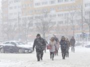 Vremea se răceşte. Începutul de săptămână aduce temperaturi negative și ninsori