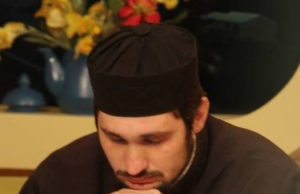 Preot din Sibiu acuzat că a înlocuit zeci de icoane valoroase cu falsuri