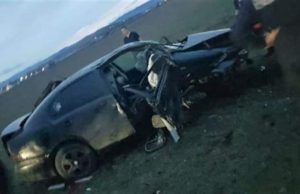 Fată de 14 ani, moartă după ce iubitul a făcut maşina praf într-un cap de pod, la Rădăuţi