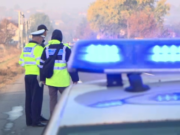 Doi liceeni din Buzău s-au bătut pe o stradă din oraș, scandalul izbucnind în urma unui conflict între prietenele celor doi: Poliția face anchetă