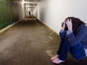 Tânără româncă răpită, sechestrată și bătută în Italia. „M-a legat de mâini şi de picioare și m-a agăţat de cârligul de la mașină”