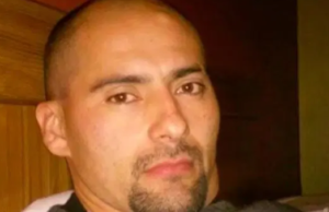 Un câine a fost lovit atât de tare de stăpân încât i-a „explodat” inima