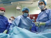 CE VIETATE AU GĂSIT MEDICII DIN IAȘI ÎN OCHIUL UNEI BĂTRÂNE DE 84 DE ANI. AU ÎNLEMNIT CÂND AU VĂZUT UNA CA ASTA