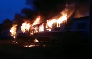 Imagini tulburătoare cu trenul plin de pasageri care a ars ca o torţă în Teleorman