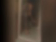 Protecţia Copilului și Poliţia, anchete în cazul fetiţei bătute de mamă cu mătura