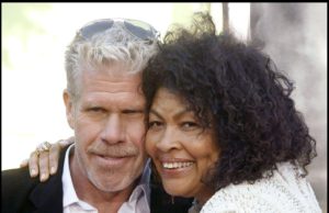 Divorț răsunător în show bizz! Un actor de 69 de ani își lasă soția, după 39 de ani de mariaj. E îndrăgostit lulea de o colegă de breaslă. Cum arată cea care i-a sucit mințile