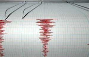 Cinci cutremure în România, în mai puţin de 24 de ore. Trei dintre ele s-au produs la adâncimi foarte mici