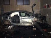 Un tânăr a mers cu maşina la spălătorie şi a descoperit prea târziu că era închis