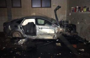 Un tânăr a mers cu maşina la spălătorie şi a descoperit prea târziu că era închis