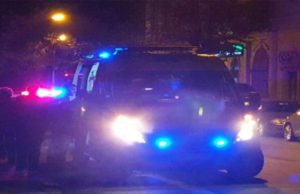 Un adolescent a murit la Satu Mare, căzând din picioare când îl legitimau poliţiştii, în faţa unei săli de jocuri