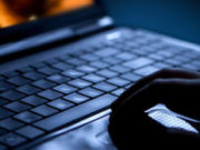 Adolescent găsit mort in cameră de către tatăl său. Ce făcuse copilul întreaga noapte