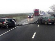 Drama teribilă a unei familii din Neamţ. Mama şi fiul morţi într-un accident se pregăteau de înmormântarea bunicului