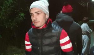 695093ED-DE08-4026-B2B3-D262F78F9282