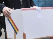 O doctoriță din Murgași este suspectată că a eliberat adeverințe medicale false unor persoane, doar pentru a justifica necesitatea utilizării urnei mobile la primul tur al alegerilor prezidențiale. A fost întocmit dosar penal