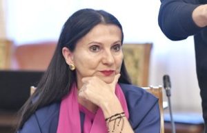 Încurcătură de zile mari: Managerul Ambulanţei Teleorman, dat afară de Sorina Pintea. Azi i s-a spus că revocarea e o eroare