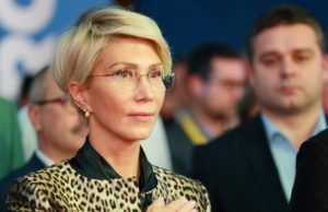 Raluca Turcan este vicepremierul României. Ce spun specialiștii despre intervențiile ei estetice