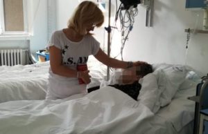 Ultima imagine cu Leo Iorga, pe patul de spital, a fost făcută în urmă cu trei zile. Soția artistului: „Îmi doream doar să mai cânte puțin”