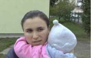 Fetiţă de doi ani, chinuită la o creșă din Piatra Neamţ: „A două zi am retras-o! Mi-e groază”