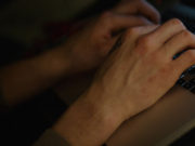 Contabil acuzat că a filmat violul a zeci de copii și a vândut imaginile online