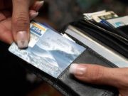 Româncă arestată după ce a vrut să achite cazarea la hotel cu un card furat, la Roma