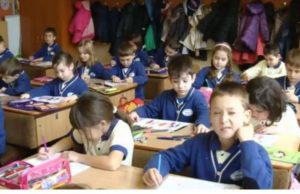 Veste EXCELENTA pentru toti elevii! Vacanta de Craciun este mai lunga!