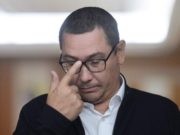 Victor Ponta, „profund dezamăgit” după trădarea unor colegi din Pro România