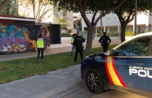 Româncă arestată în Spania, după ce a încercat să fure inelul de 2.000 de euro al unui pensionar