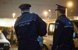 Încă un caz de răpire! Adolescentă de 17 ani, luată cu forța după ce părinții nu au fost de acord să o mărite! Zeci de polițiști, mobilizați de urgență