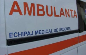 Elev din Buzău la spital, după ce colegii i-ar fi pus sticla cu în apă o substanţă toxică