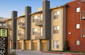 Fost militar, găsit mort după trei ani în apartamentul său. Combinaţia perfectă de circumstanţe care a dus la descoperire. FOTO