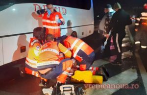Un bărbat a murit spulberat de un microbuz, în Vaslui