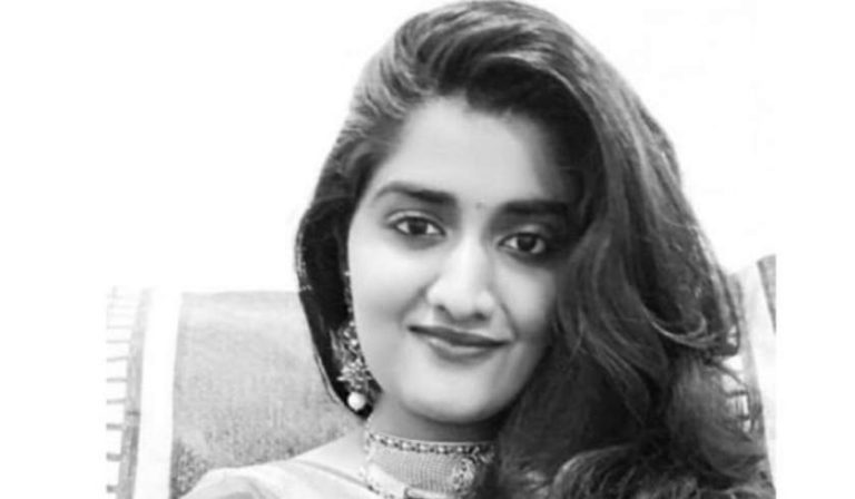 Tânără răpită, batjocorită şi arsă de vie într-un oraş din India: ‘Îmi este atât de frică!’