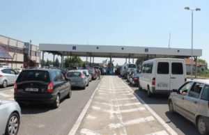 Români care se întorceau acasă, tâlhăriţi într-o benzinărie din Ungaria