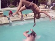 | Super Faze Funny | FAZE COMICE LA PISCINA –