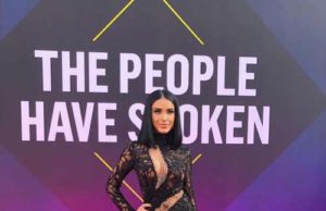 Adelina Pestrițu, în lacrimi! După ce a participat la E! People’s Choice Awards s-a închis în baie și a plâns în hohote