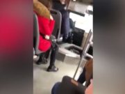 Se urcase într-un autobuz din Craiova, când a rămas șocat când a văzut ce făcea șoferul. A scos telefonul și a înregistrat totul