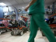 O bătrână din Iași a ajuns la spital cu un vierme în ochi. Femeia se afla într-o stare gravă. „A avut orbita plină de viermi. Nu știa cum o cheamă, nu știa unde este”