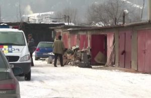Mai mulți bărbați din Cluj și-au făcut o cramă secretă sub garaje