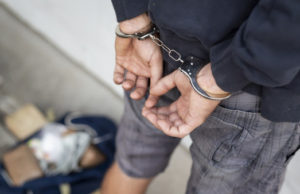 Un bărbat a ucis o întreagă familie, apoi a profanat cadavrul femeii