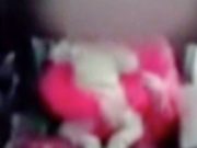 Imagini tulburătoare. Și-a bătut copilul de 1 an pentru că a întrerupt-o din jocuri