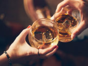 Opt morți și 300 de persoane în spital, după ce au băut vin. Medicii chemați din concediu