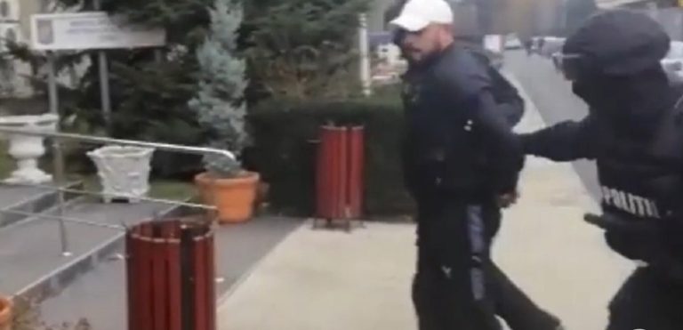 Atac mortal cu cuţitul în piaţă, la Tg. Jiu. Un bărbat ucis de doi fraţi, pentru o femeie 