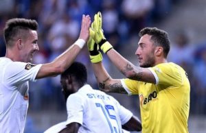 FOTO | Pigliacelli sărbătorește cu artificii plecarea lui Pițurcă :))