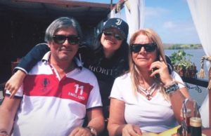 Primele imagini cu sicriul lui Cornel Galeș, la scurt timp după ce a ajuns în România