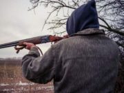 Un braconier din Zalău a tras cu arma într-un poliţist pentru a-l ucide