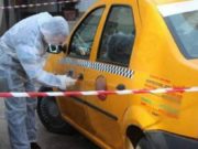 Taximetrist bătut şi jefuit cu un pistol. Clienţii l-au lăsat fără maşină pe digul dintre Galaţi şi Brăila