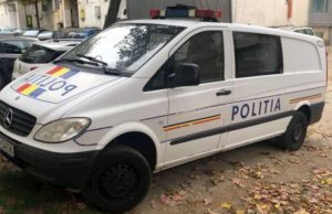Poliţiști, politicieni și afaceriști, implicaţi în scandalul eliberării permiselor port-armă, în Caraș-Severin